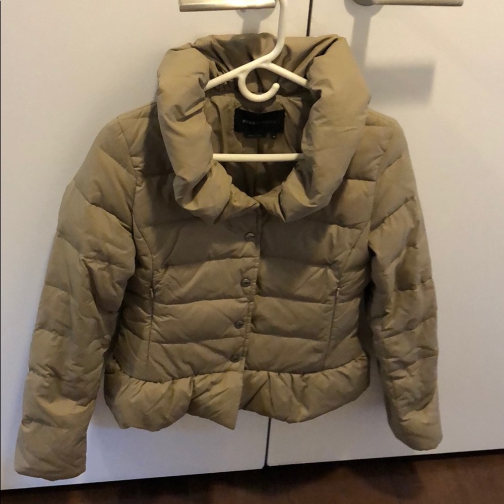 BCBG Jacket in size XS Beige (Neutral)